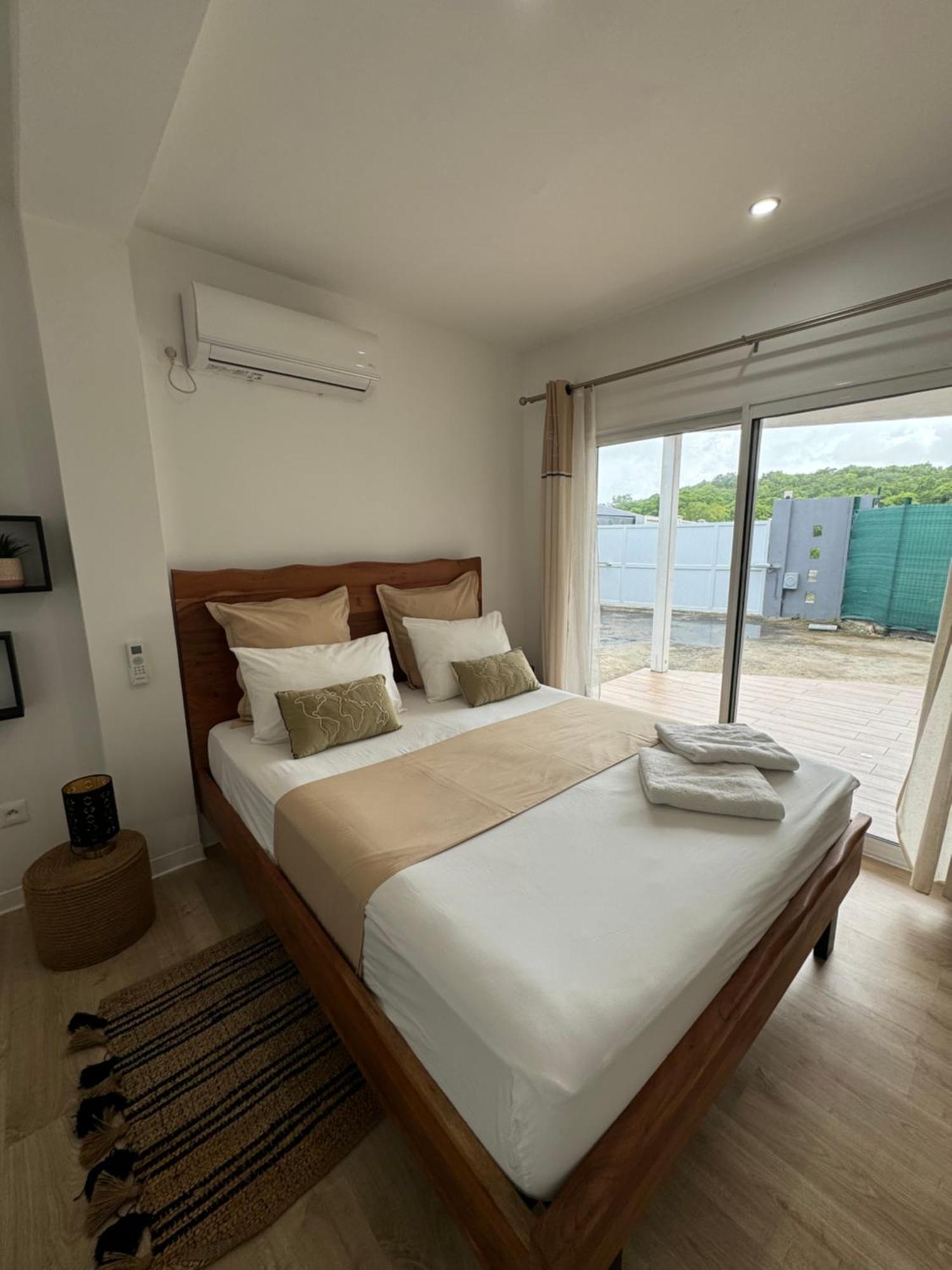 Bungalow Beausejour Le Moule Buitenkant foto